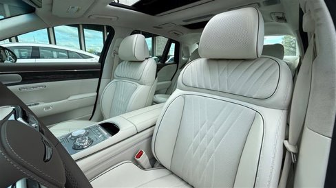 Used 2024 Genesis G90 3.5T image 16