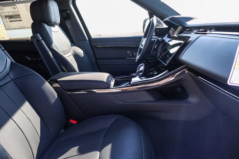 New 2025 Land Rover Range Rover Sport Dynamic SE image 19
