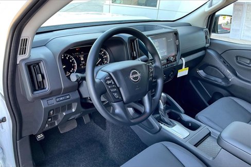 New 2026 Nissan Frontier S image 5