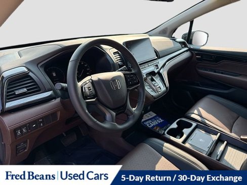 Certified 2025 Honda Odyssey Elite image 9