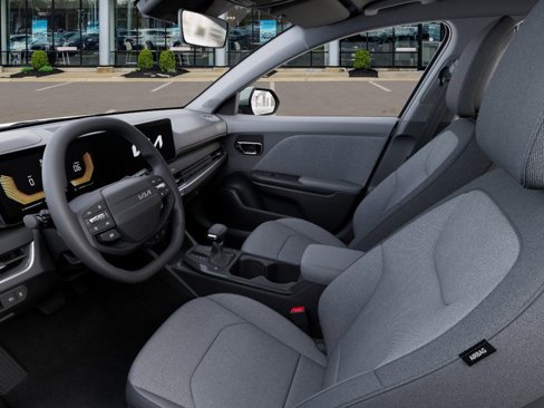 New 2025 Kia K4 LXS image 17