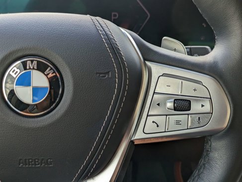 Used 2023 BMW X7 xDrive40i w/ Premium Package image 19