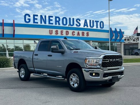 Used 2024 RAM 2500 Big Horn w/ Bed Utility Group image 1