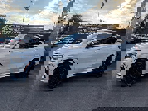 Used 2021 BMW X6 xDrive40i w/ M Sport Package image 12