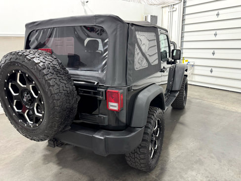 Used 2015 Jeep Wrangler Sport w/ Connectivity Group image 9