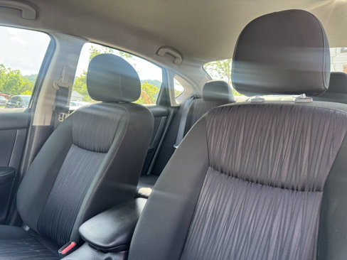 Used 2019 Nissan Sentra SV image 6