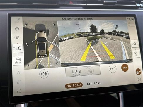 New 2025 Land Rover Range Rover SE image 21