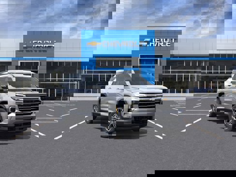 New 2025 Chevrolet Traverse LT w/ Enhanced Driving Package image 1