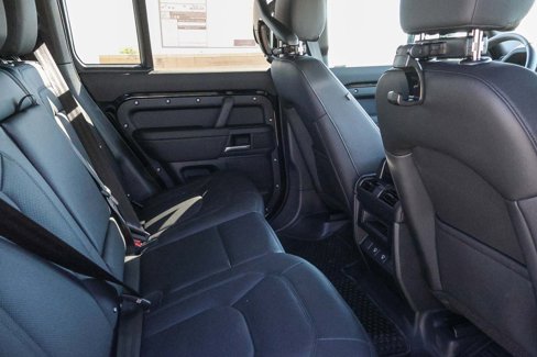 New 2025 Land Rover Defender 110 S image 13