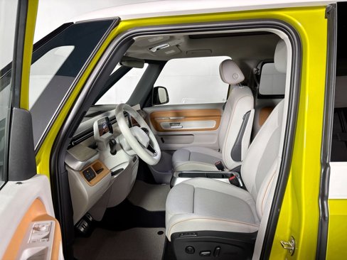 New 2025 Volkswagen ID. Buzz Pro S Plus image 12