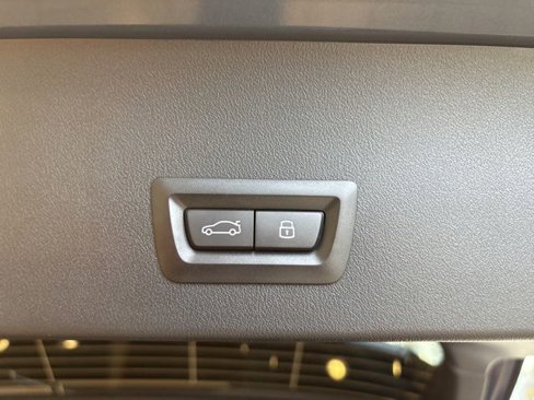 New 2026 BMW X3 xDrive30 w/ Premium Package image 8