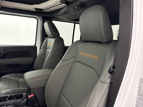 New 2025 Jeep Gladiator Mojave image 20