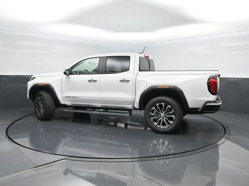 New 2026 GMC Canyon Denali image 40
