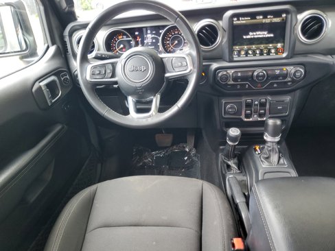 Used 2023 Jeep Wrangler Sahara image 13