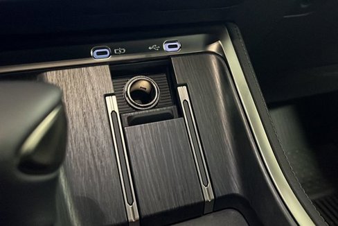 Used 2025 Lexus GX 550 image 32