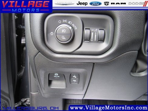 New 2025 RAM 3500 Tradesman w/ Chrome Appearance Group image 10