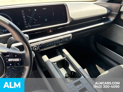 Used 2025 Hyundai Ioniq 6 SE image 32