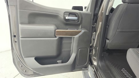 Used 2021 Chevrolet Silverado 1500 LT Trail Boss w/ Convenience Package II image 30