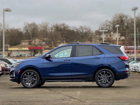 Used 2022 Chevrolet Equinox RS w/ LPO, Floor Liner Package image 4