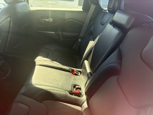 Certified 2022 Jeep Cherokee Limited image 15