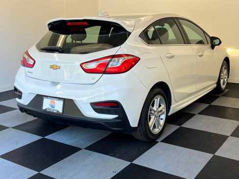 Used 2017 Chevrolet Cruze LT w/ Convenience Package image 6