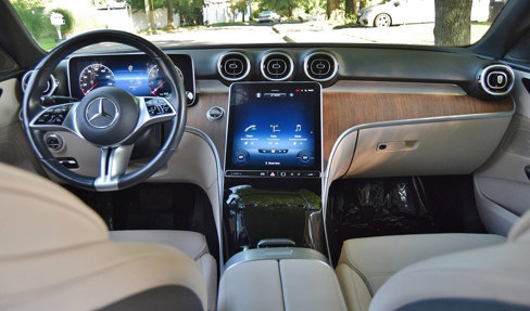 Used 2022 Mercedes-Benz C 300 4MATIC Sedan image 28