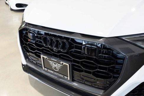 Used 2023 Audi RS Q8 w/ Black Optic Package image 9