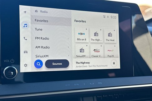 New 2026 Toyota Prius Plug-In Hybrid image 24