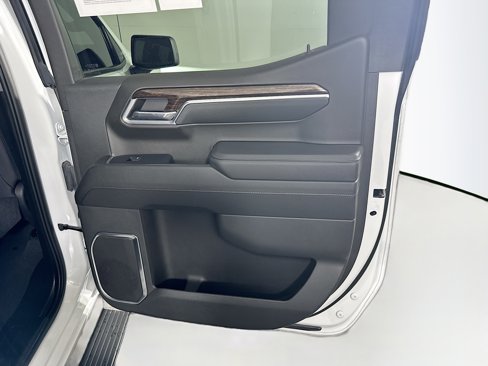 Used 2024 GMC Sierra 1500 Elevation image 28