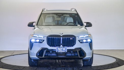 New 2026 BMW X7 M60i image 7