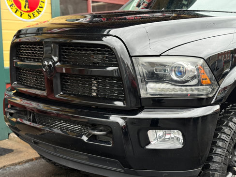 Used 2014 RAM 2500 Laramie w/ Black Appearance Group image 14