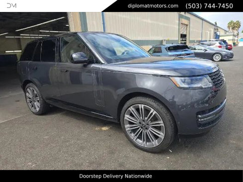 Used 2024 Land Rover Range Rover SE image 6