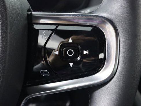 Used 2022 Polestar Polestar 2 w/ Performance Package image 13
