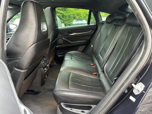 Used 2018 BMW X6 M image 8