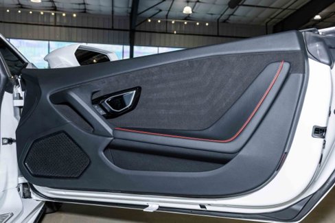 Used 2021 Lamborghini Huracan EVO image 20