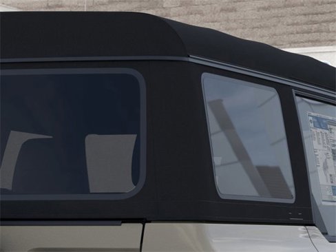 New 2025 Ford Bronco 4-Door image 25