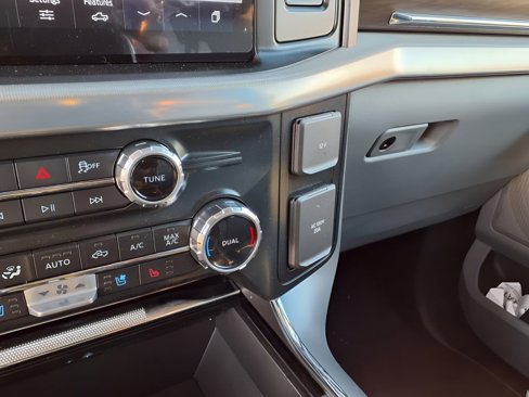 New 2025 Ford F150 Lariat w/ Equipment Group 501A Mid image 29