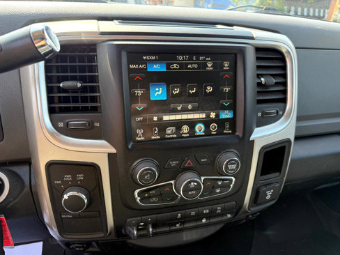 Used 2017 RAM 2500 Big Horn image 16
