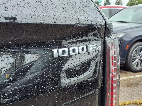 Used 2025 Cadillac Escalade IQ Sport 2 image 9