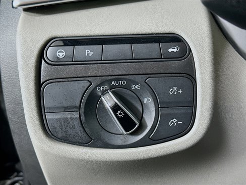 Used 2024 INFINITI QX50 Luxe image 16