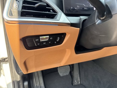Used 2024 BMW 330i Sedan image 17