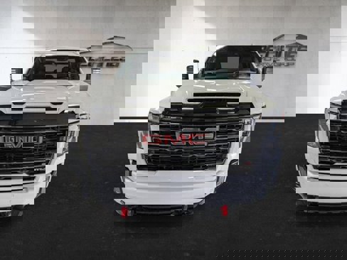 Used 2024 GMC Sierra 3500 AT4 image 6