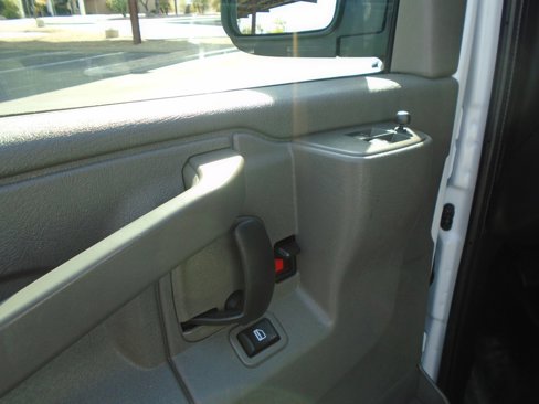 Used 2022 Chevrolet Express 2500 w/ Driver Convenience Package image 12