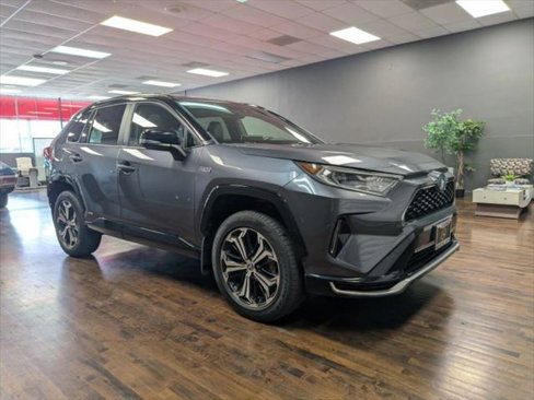 Used 2021 Toyota RAV4 XSE w/ Weather Package image 4
