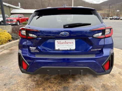 Used 2024 Subaru Crosstrek 2.0i image 5