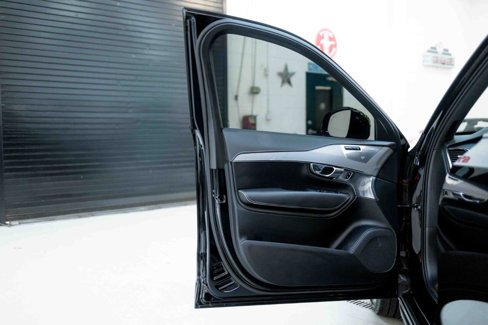 Used 2021 Volvo XC90 T8 R-Design w/ Advanced Package image 38