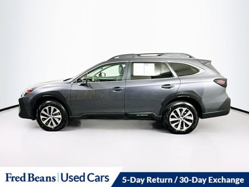 Used 2024 Subaru Outback Premium image 4