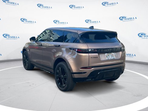Used 2024 Land Rover Range Rover Evoque Dynamic SE image 3