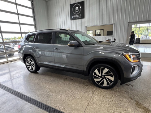 Used 2024 Volkswagen Atlas SE image 9