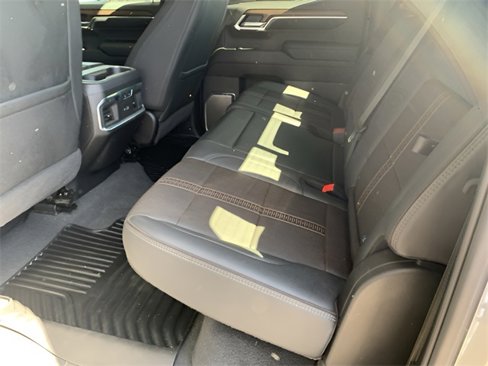 Used 2024 Chevrolet Silverado 1500 High Country w/ High Country Premium Package image 28